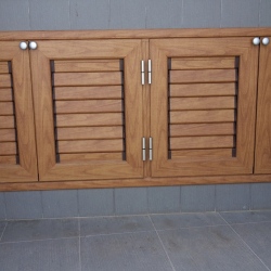 sportello-sottocucina-colore-legno